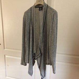Bobeau drape front cardigan lightweight